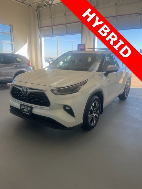 2021 Toyota Highlander XLE's photo