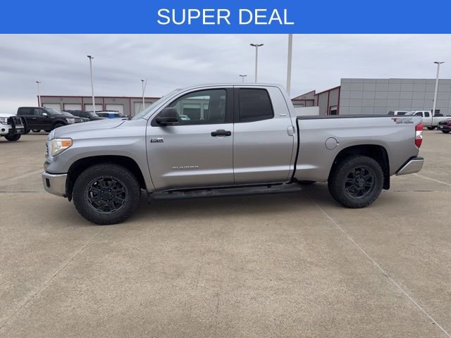 Used 2016 Toyota Tundra SR5 with VIN 5TFRW5F1XGX198848 for sale in Corsicana, TX