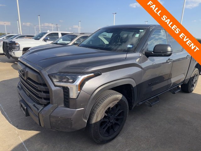 2023 Toyota Tundra SR5 photo 2