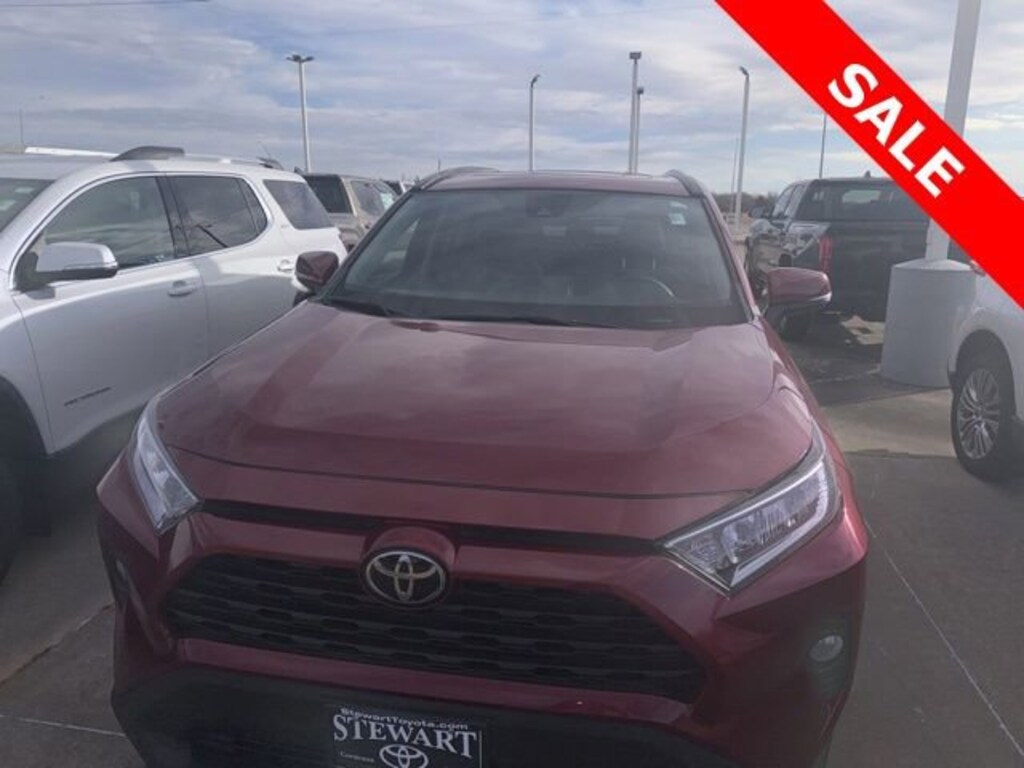 Used 2021 Toyota RAV4 XLE SUV