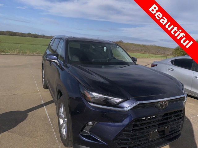 2025 Toyota Grand Highlander Limited photo 3