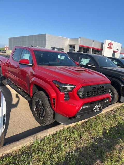 2026 Toyota Tacoma TRD Sport - Photo 3