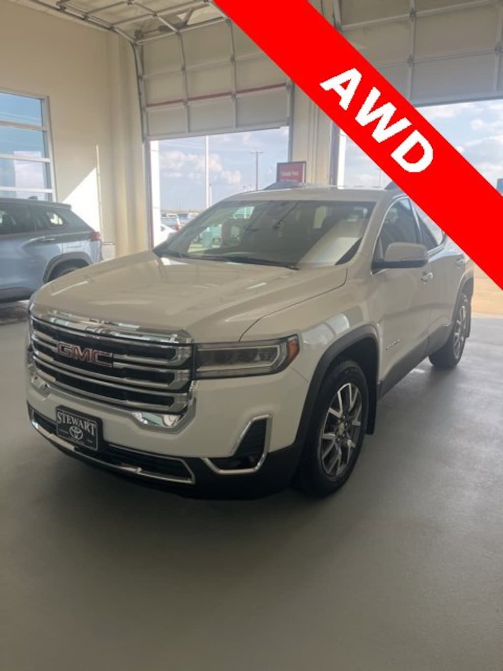 Used 2023 GMC Acadia SLT SUV