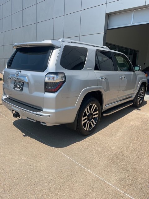 2023 Toyota 4Runner Limited photo 2