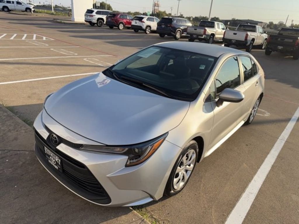 Used 2024 Toyota Corolla LE Sedan