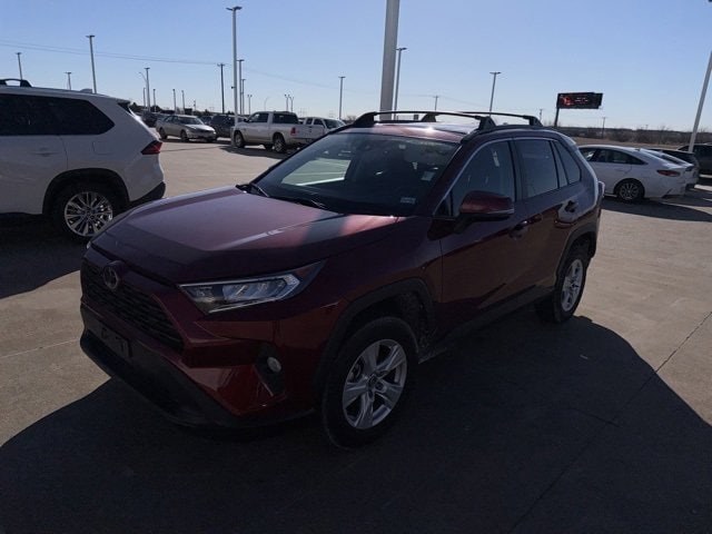 2020 Toyota RAV4 XLE