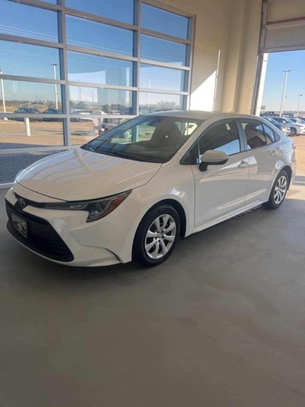 Used 2024 Toyota Corolla LE Sedan