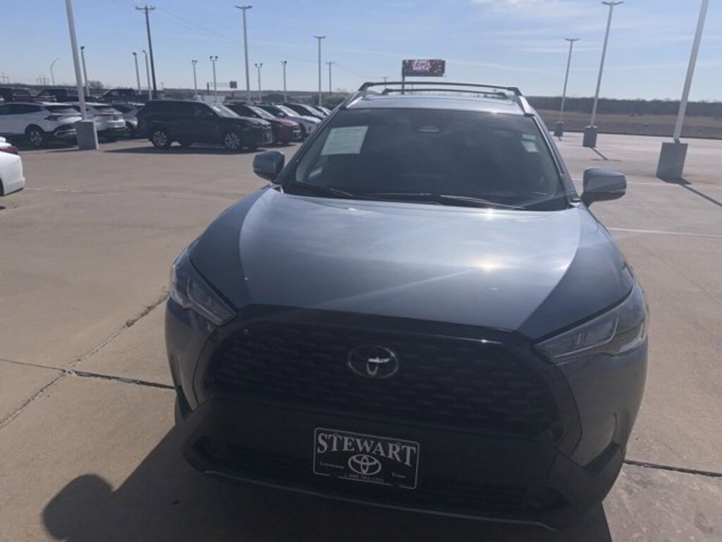 Used 2024 Toyota Corolla Cross LE SUV