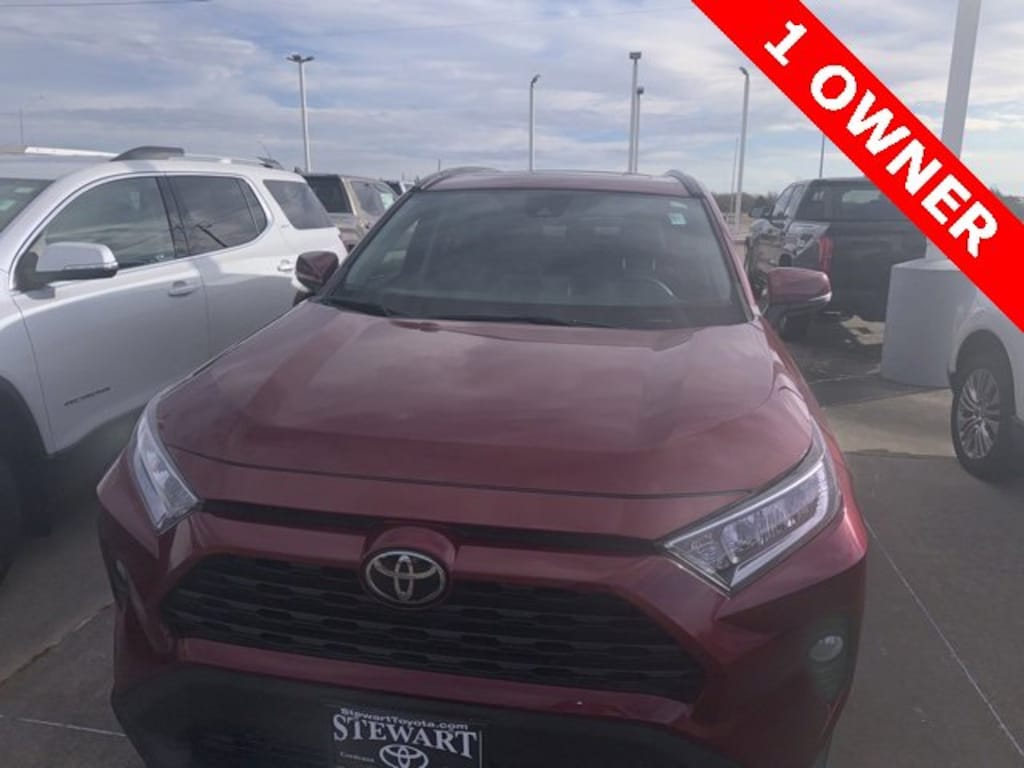 Used 2021 Toyota RAV4 XLE SUV