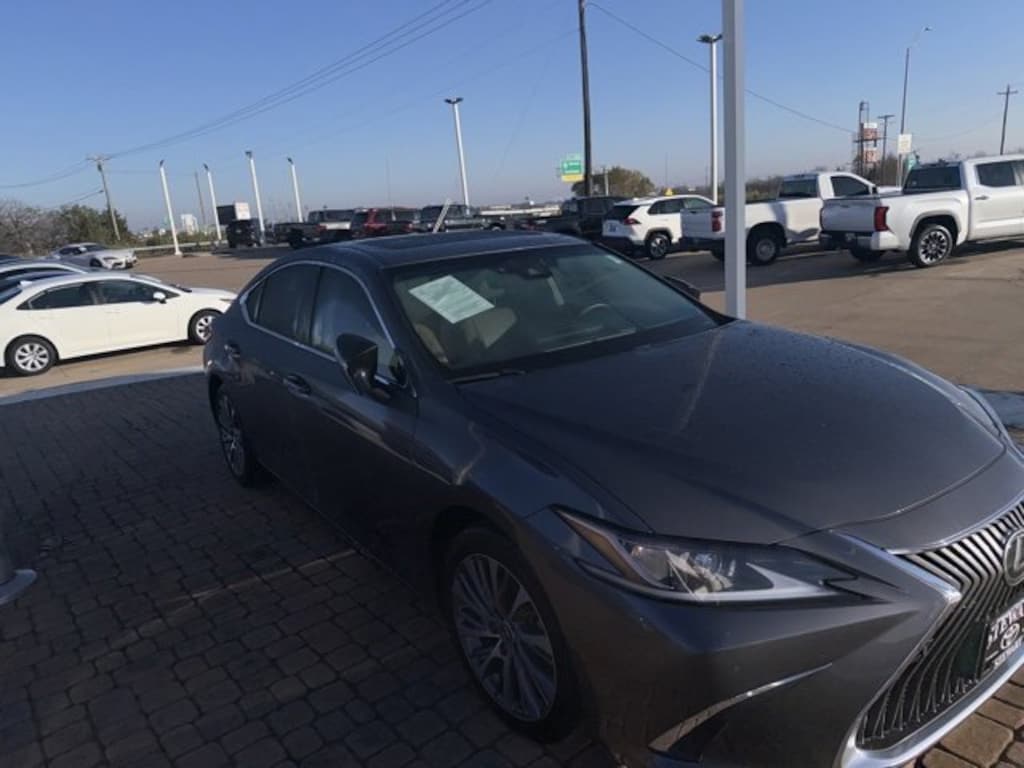Used 2020 Lexus ES 350 Sedan