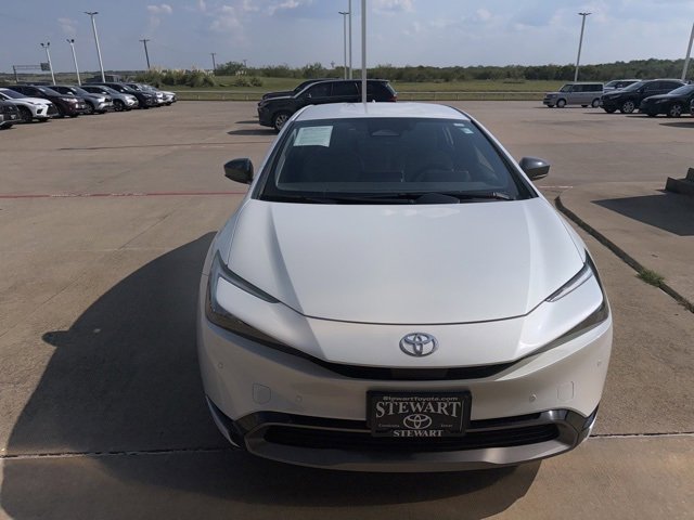 2023 Toyota Prius XLE photo 4