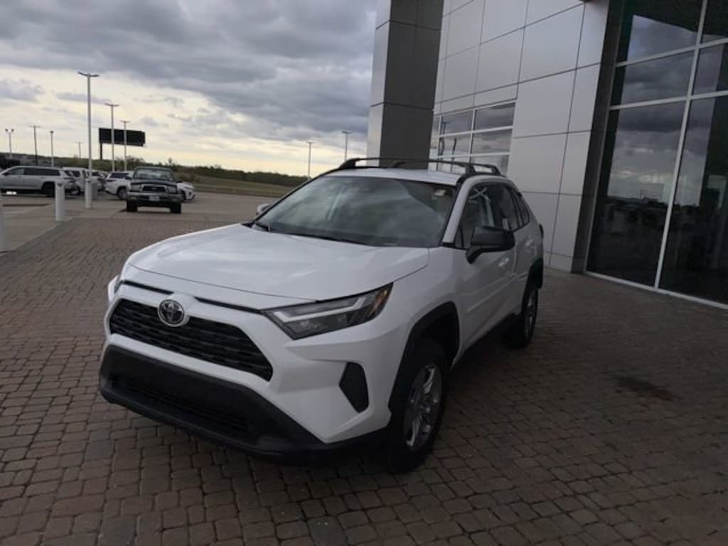New 2025 Toyota RAV4 Hybrid LE SUV