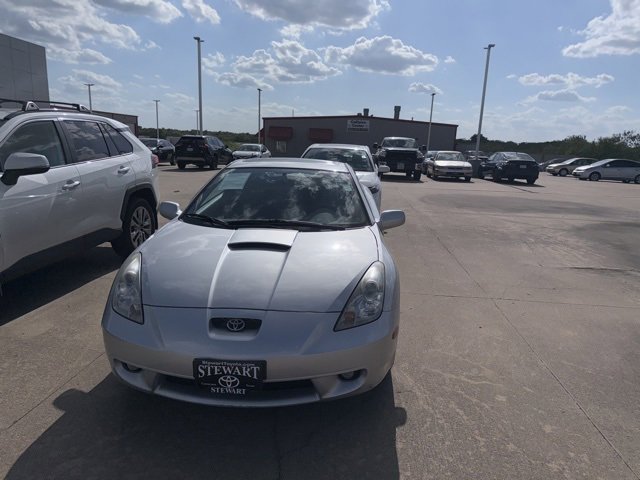 2002 Toyota Celica GT photo 4