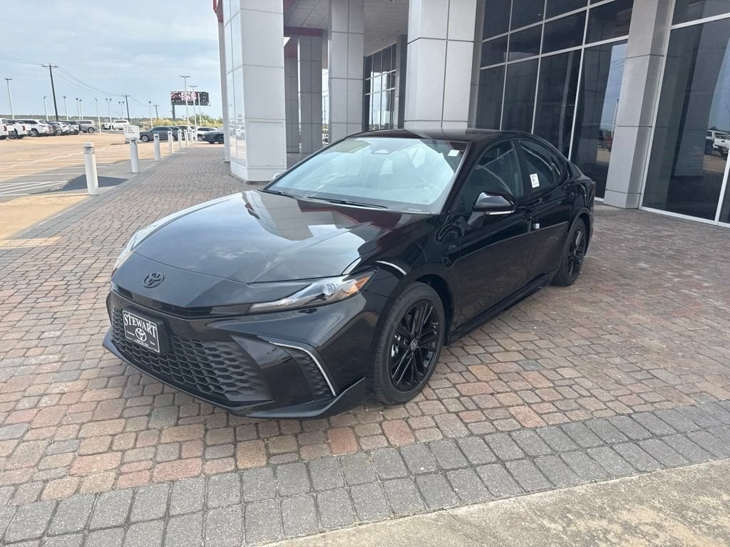 New 2026 Toyota Camry SE Sedan