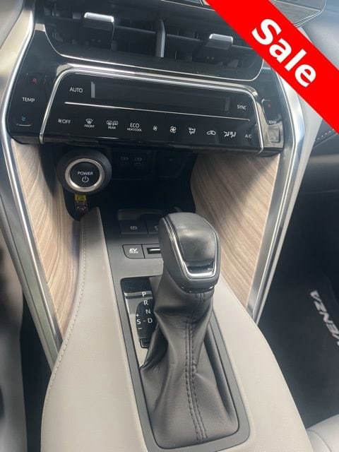 2023 Toyota Venza XLE - Photo 10