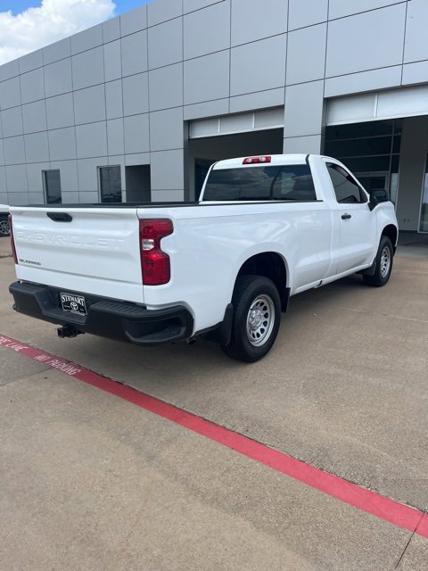 2025 Chevrolet Silverado 1500 photo 4
