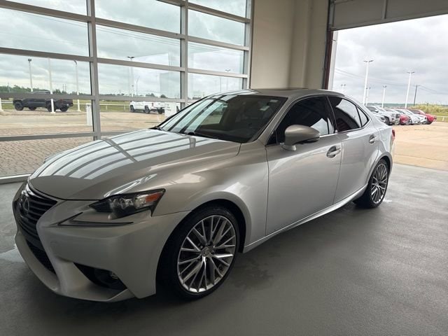 2015 Lexus IS 350 250's photo