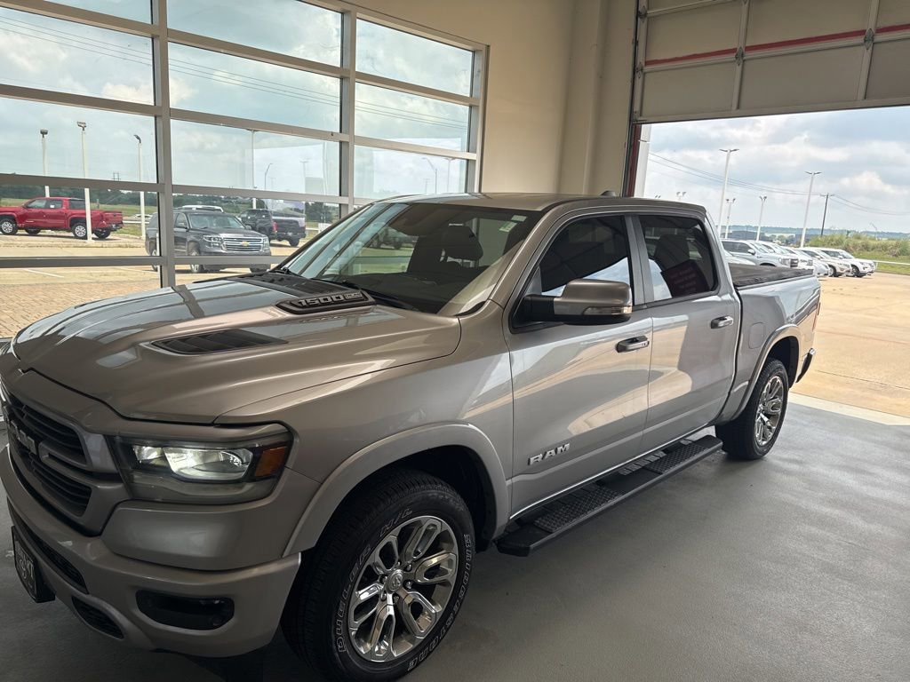 2022 RAM 1500 Laramie 4x4 Crew Cab 5'7's photo