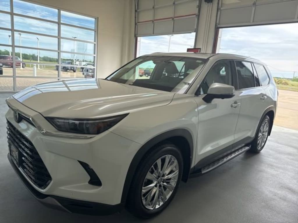 Used 2025 Toyota Grand Highlander Platinum SUV