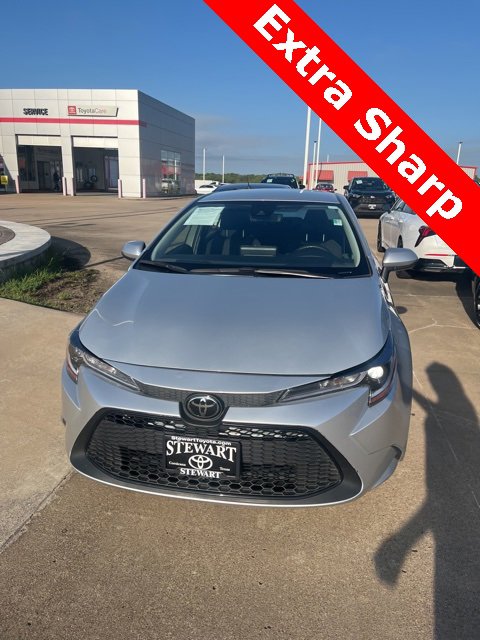 Used 2022 Toyota Corolla LE with VIN JTDEPMAE2N3018797 for sale in Corsicana, TX