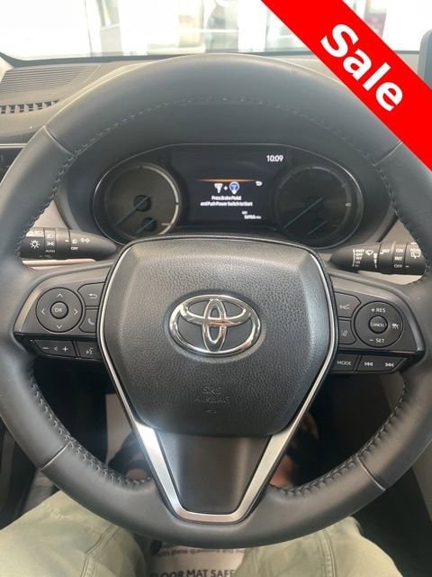 2023 Toyota Venza XLE - Photo 12