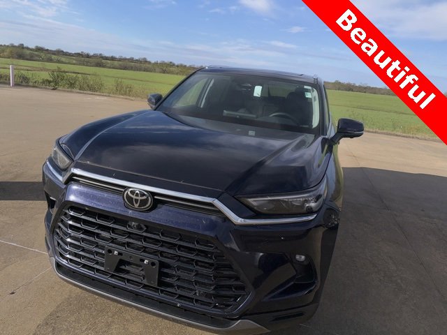 2025 Toyota Grand Highlander Limited photo 2