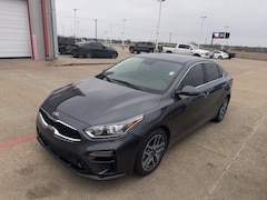 Used 2021 Kia Forte EX Sedan near Waxahachie, TX