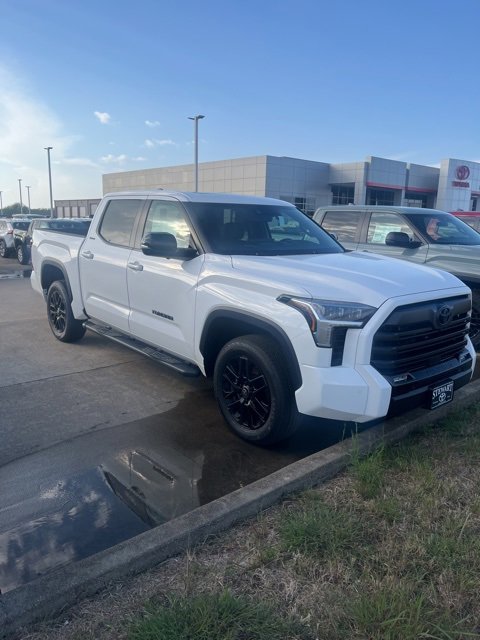2026 Toyota Tundra Limited photo 3