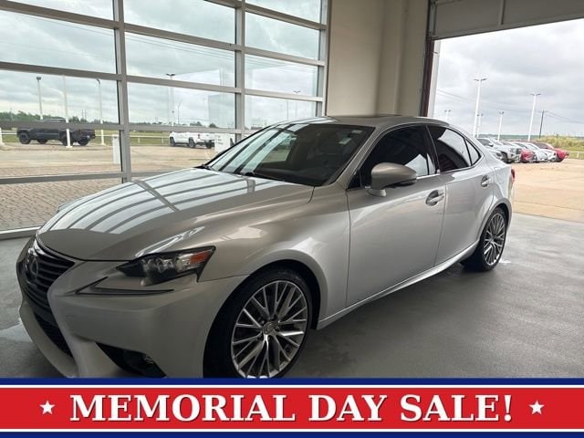 2015 Lexus IS 350 250's photo