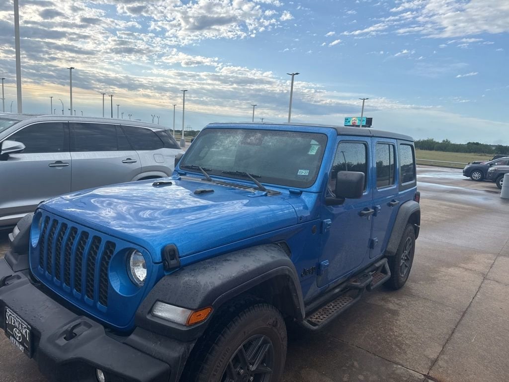 2024 Jeep Wrangler Sport S's photo