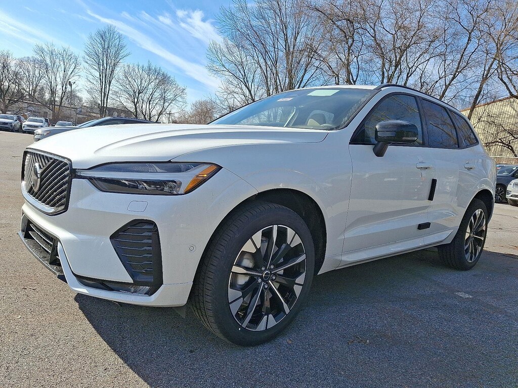 New 2026 Volvo XC60 B5 Plus SUV