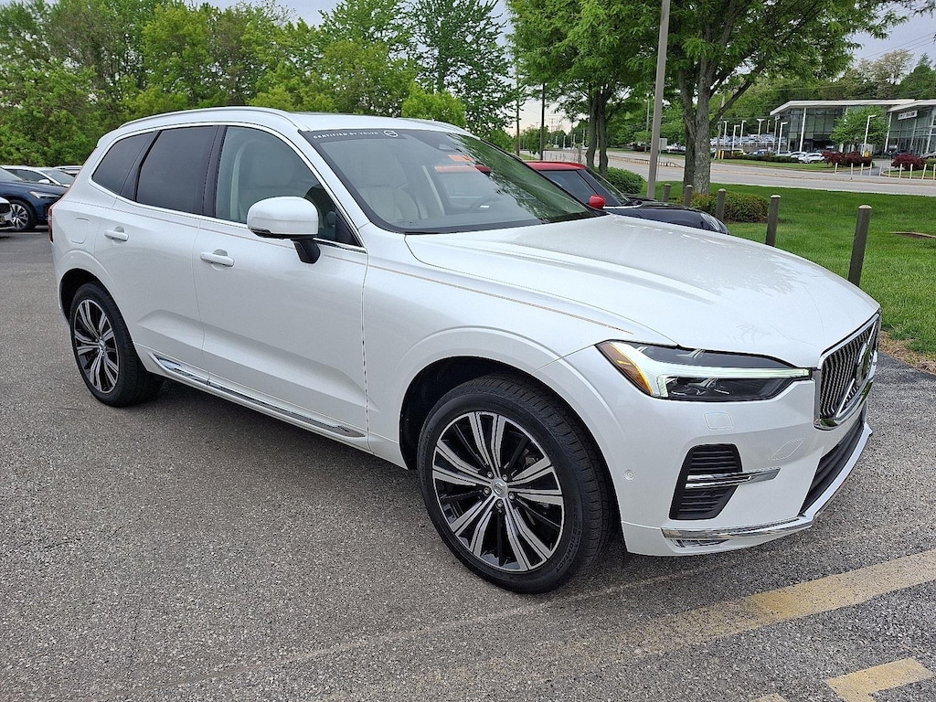 Certified 2023 Volvo XC60 Plus Bright Theme SUV