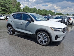 2026 Volvo XC40 B5 Plus AWD SUV