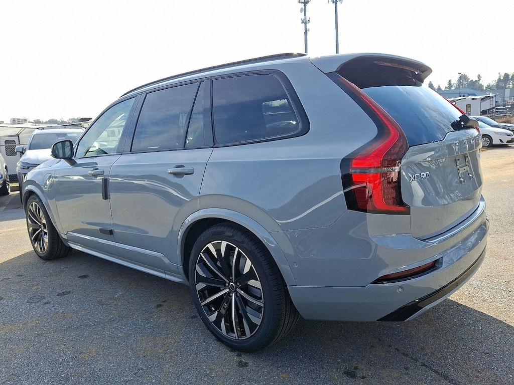 New 2026 Volvo XC90 plug-in hybrid T8 Ultra Dark Theme 7-Seater SUV