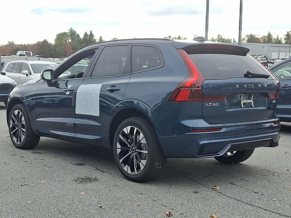 New 2026 Volvo XC60 B5 Plus SUV
