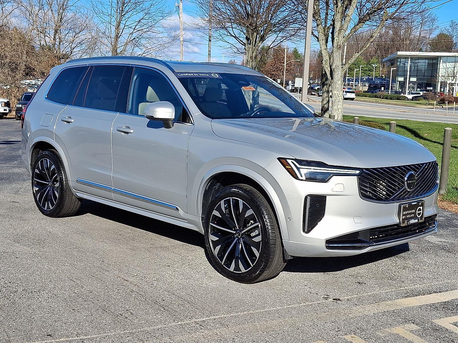 2025 Volvo XC90 SUV 
