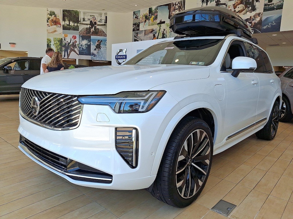 Certified 2026 Volvo XC90 plug-in hybrid T8 Plus 7-Seater SUV