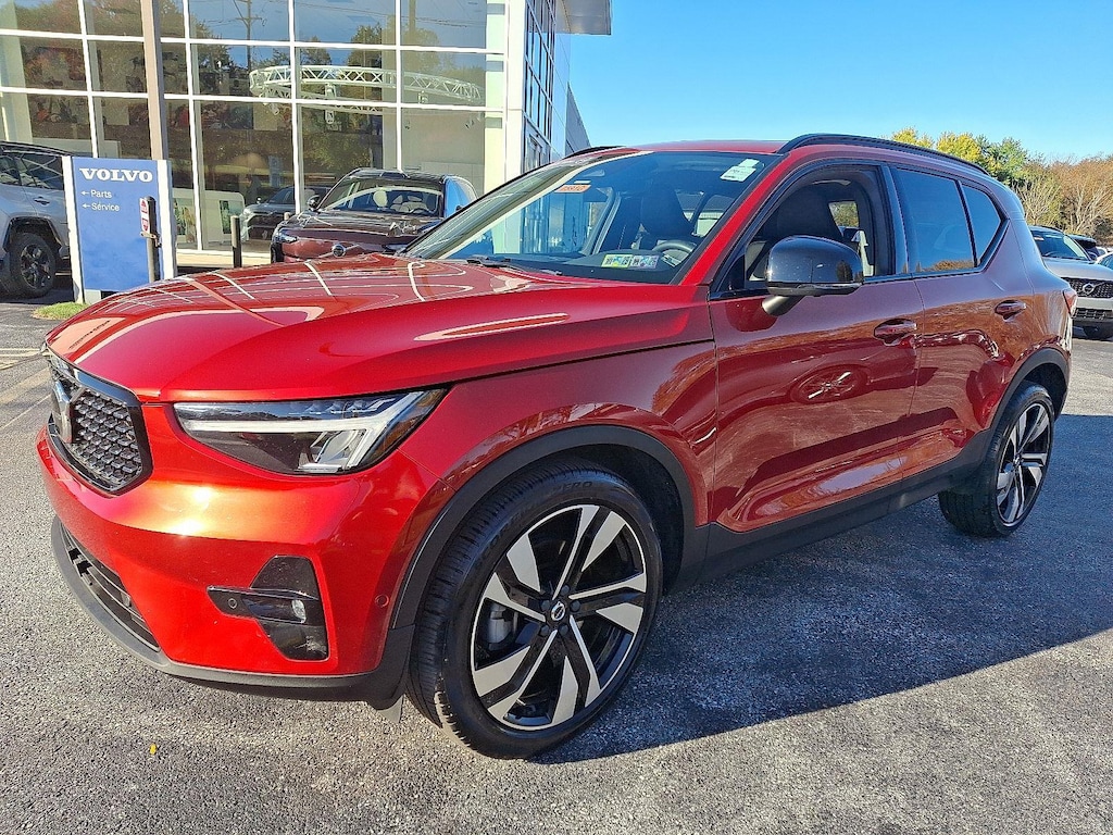 Certified 2023 Volvo XC40 Plus Dark Theme SUV