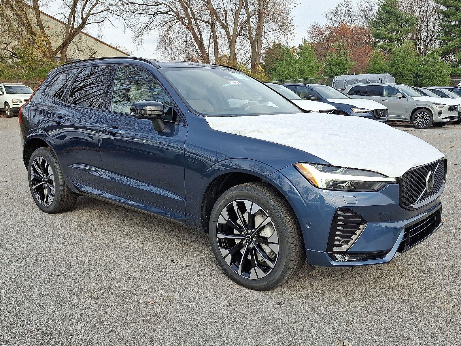 2026 Volvo XC60 Plus's photo