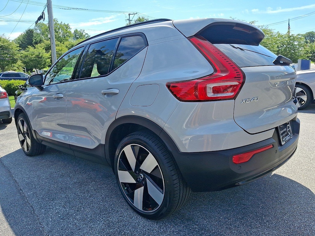 Certified 2023 Volvo XC40 Recharge Pure Electric Ultimate SUV