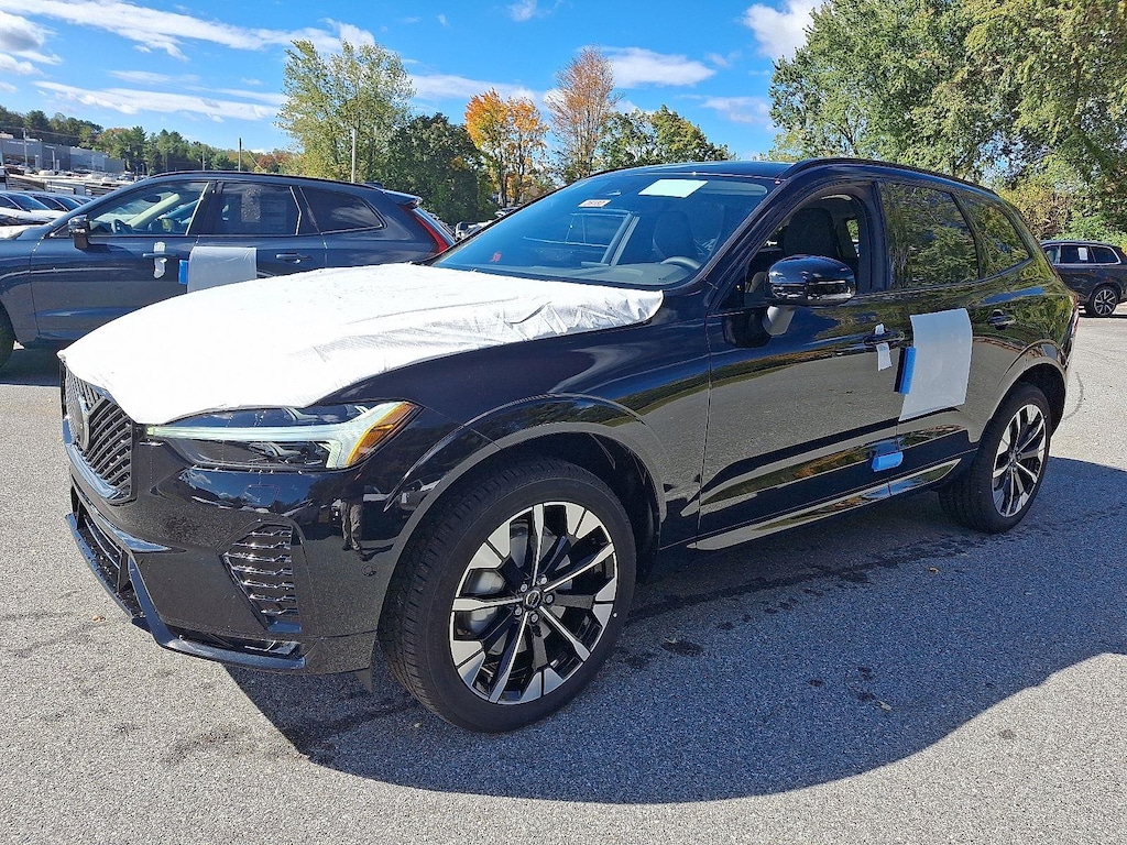 New 2026 Volvo XC60 B5 Plus SUV