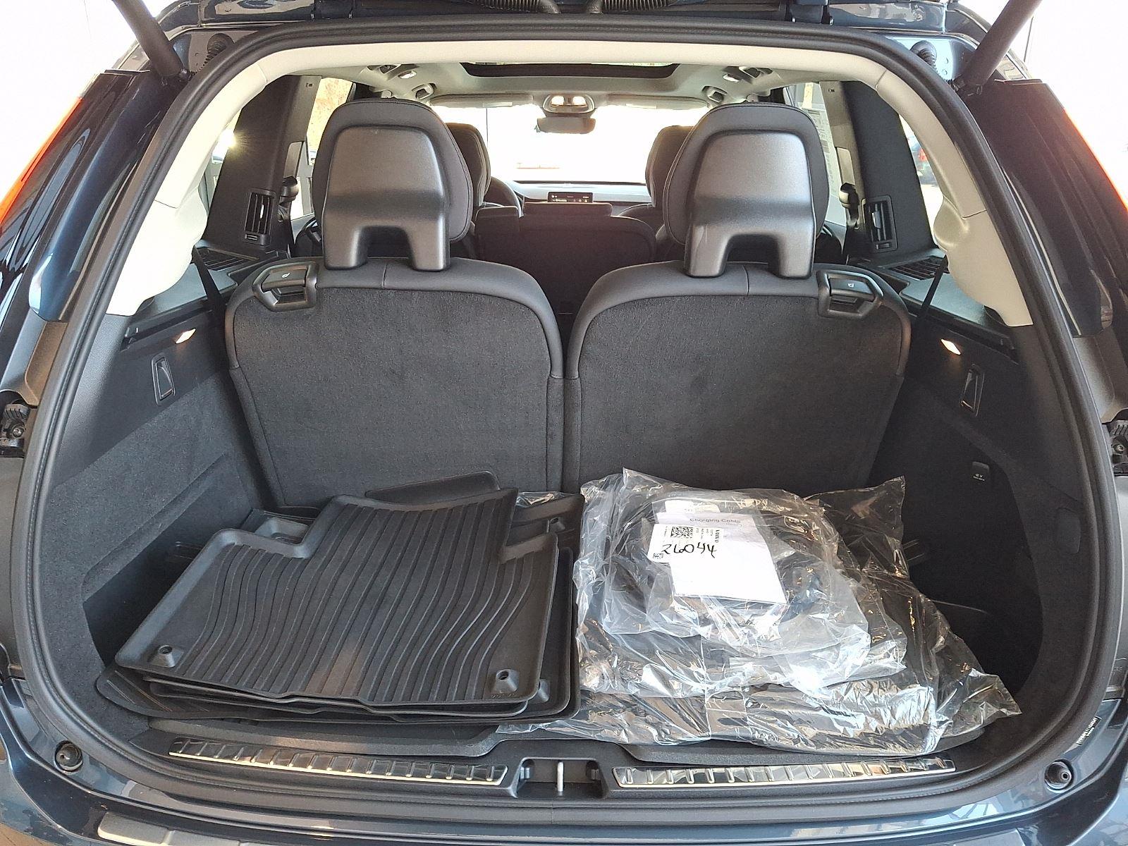 2026 Volvo XC90 Plus - Photo 30