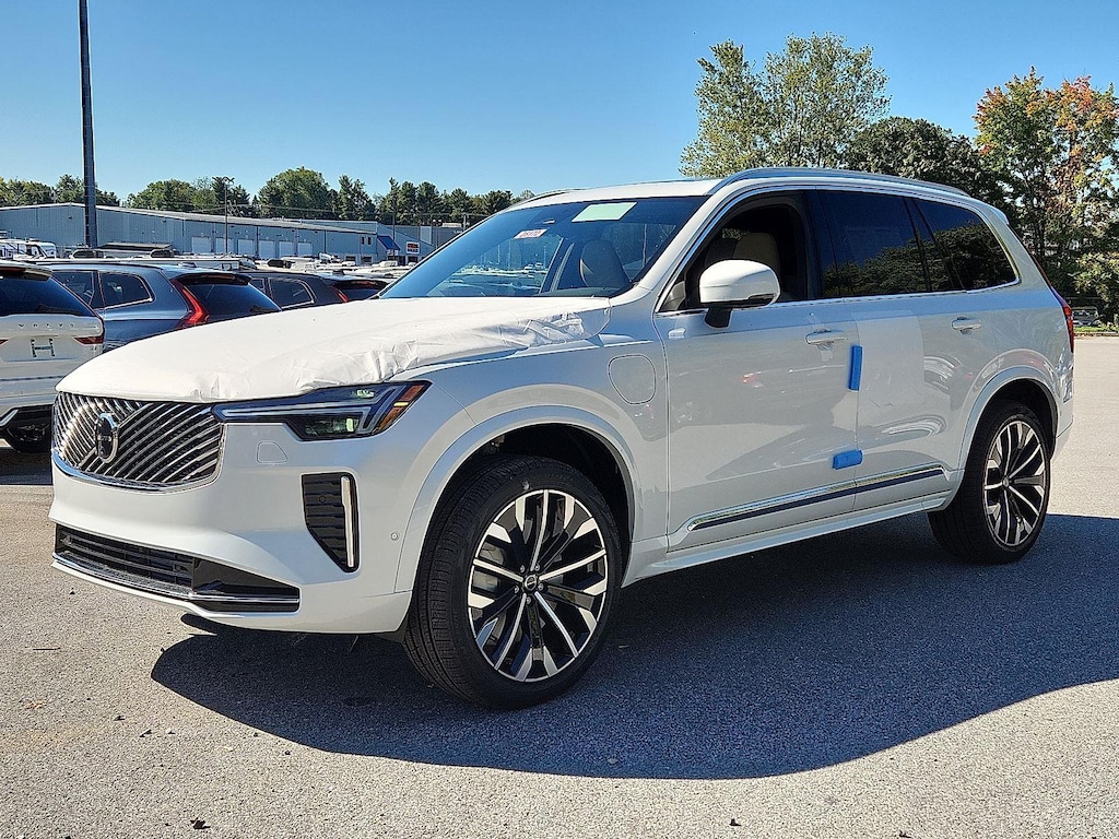 New 2026 Volvo XC90 plug-in hybrid T8 Plus 7-Seater SUV