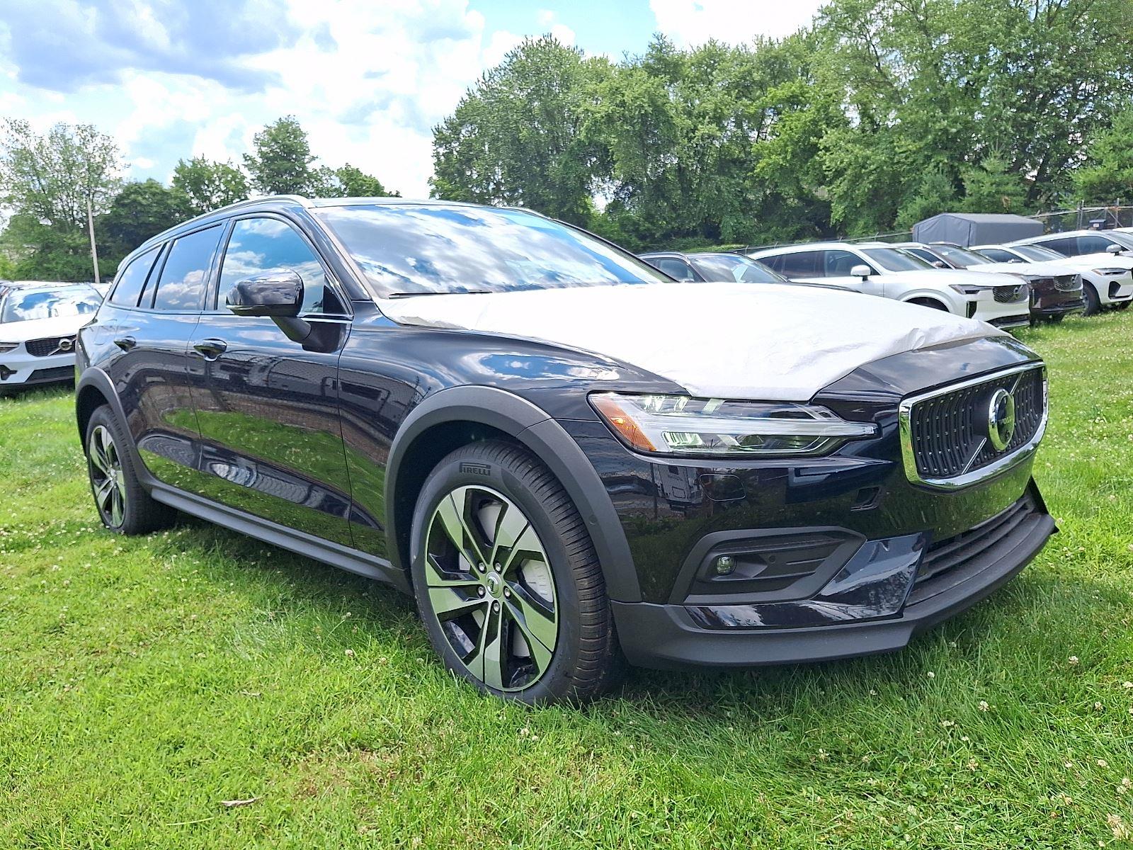 2026 Volvo V60 Cross Country Wagon 
