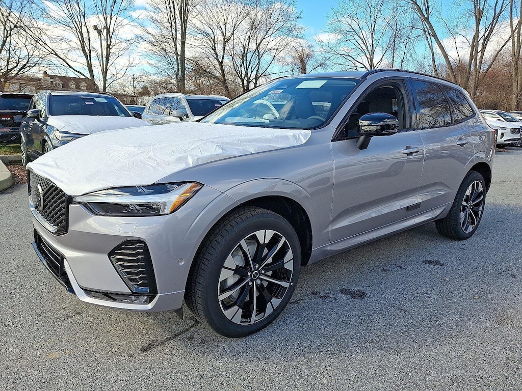 New 2026 Volvo XC60 B5 Plus SUV