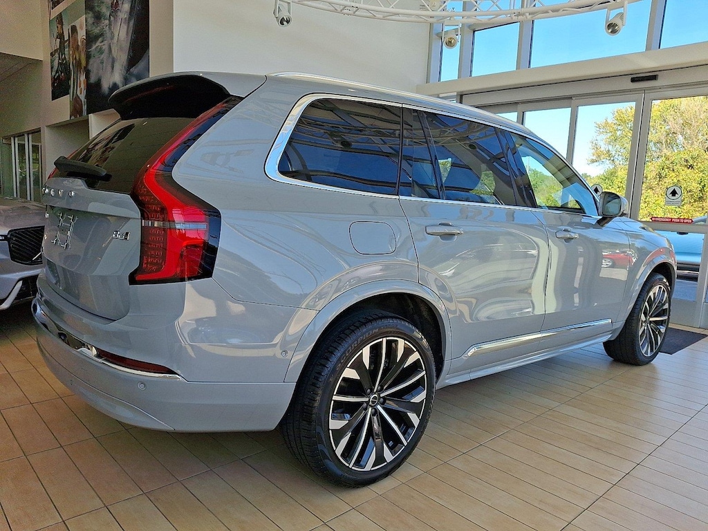 Certified 2026 Volvo XC90 B6 Ultra 7-Seater SUV