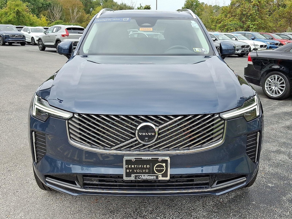 Certified 2025 Volvo XC90 B6 AWD Plus 7-Passengers SUV