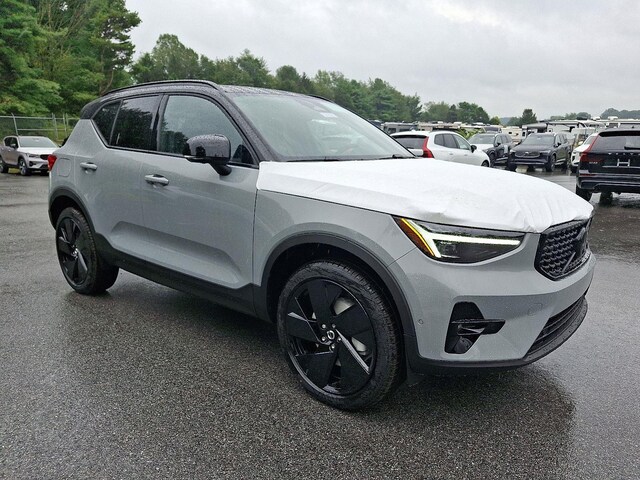 2026 Volvo XC40 B5 Ultra Black Edition AWD SUV