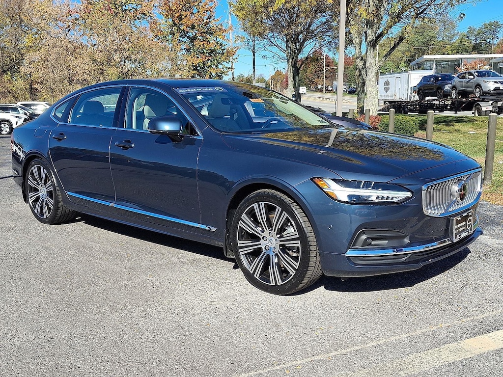 Certified 2023 Volvo S90 B6 AWD Plus Bright Theme Sedan