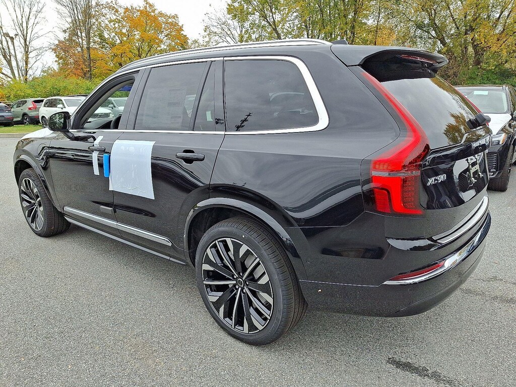 New 2026 Volvo XC90 plug-in hybrid T8 Ultra 7-Seater SUV